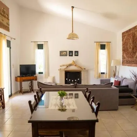 Christina Holiday home Anidri